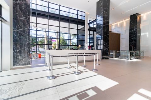 Foto Sala / Conjunto Comercial