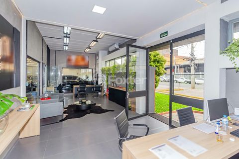 Foto Edifício Inteiro