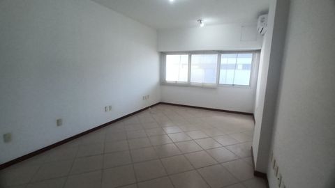 Foto Sala / Conjunto Comercial