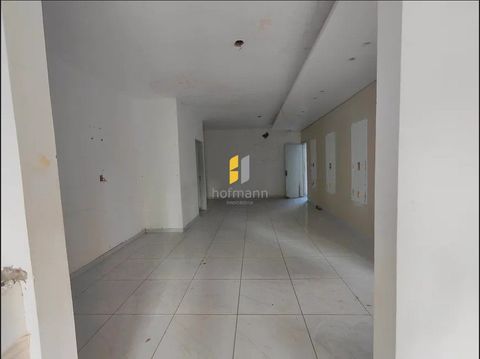 Foto Sala / Conjunto Comercial