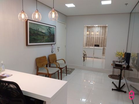 Foto Sala / Conjunto Comercial