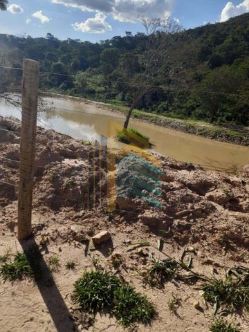 Foto Fazenda / Sítio / Chácara