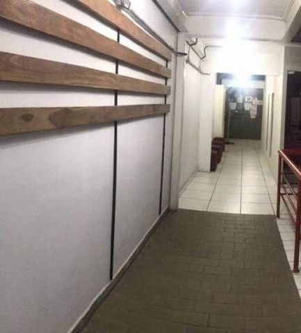Foto Edifício Inteiro