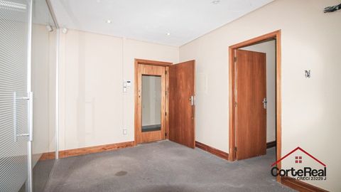 Foto Sala / Conjunto Comercial