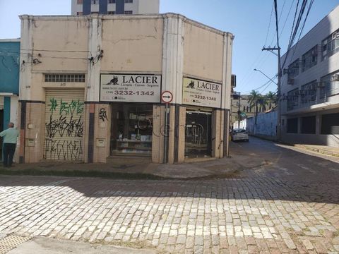 Foto Edifício Inteiro