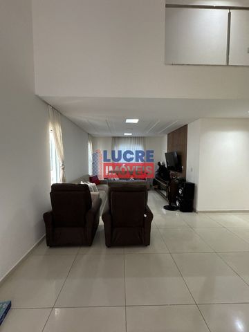 Foto Casa em Condomínio