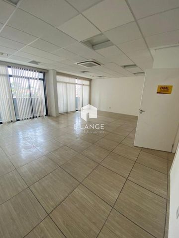 Foto Sala / Conjunto Comercial