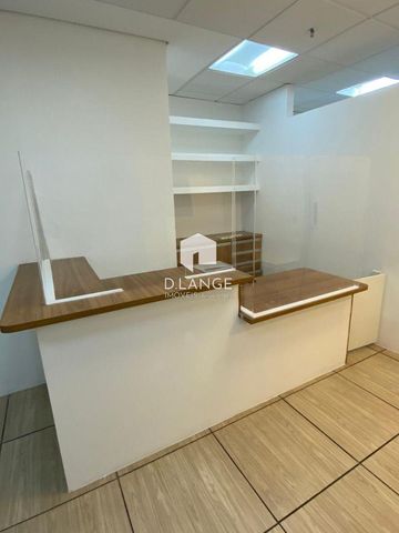 Foto Sala / Conjunto Comercial