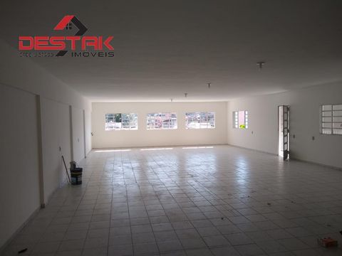 Foto Sala / Conjunto Comercial