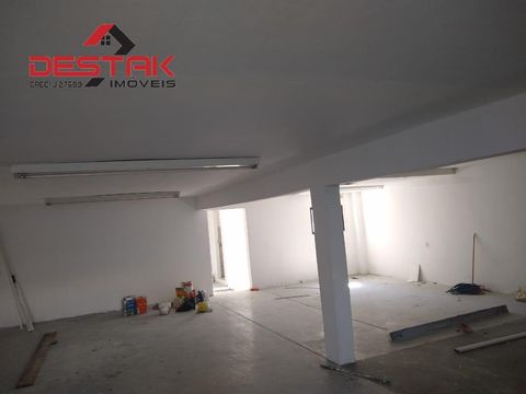 Foto Sala / Conjunto Comercial