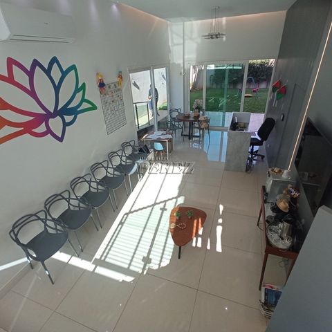 Foto Sala / Conjunto Comercial