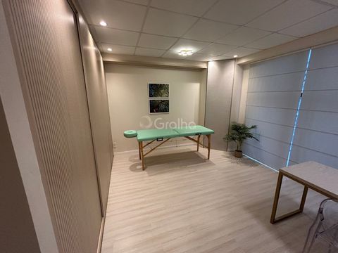 Foto Sala / Conjunto Comercial