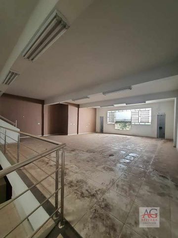 Foto Edifício Inteiro