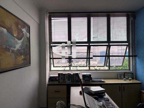 Foto Sala / Conjunto Comercial