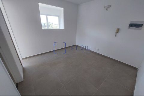 Foto Sala / Conjunto Comercial