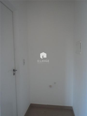 Foto Sala / Conjunto Comercial
