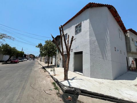 Foto Edifício Inteiro