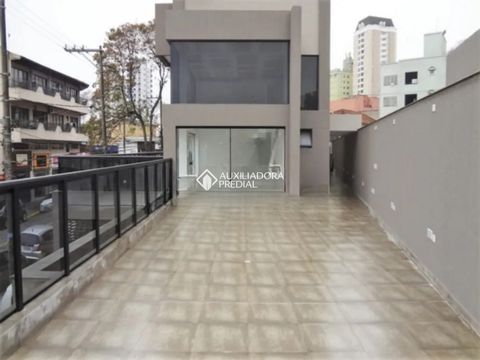 Foto Sala / Conjunto Comercial