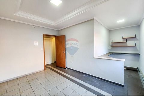 Foto Sala / Conjunto Comercial