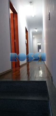 Foto Edifício Inteiro