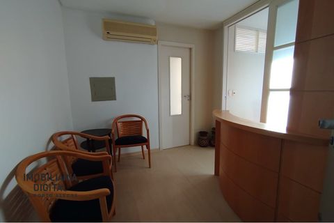 Foto Sala / Conjunto Comercial