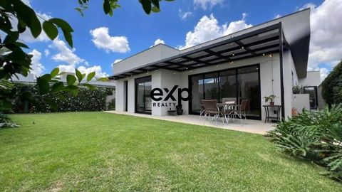 Foto Casa em Condomínio