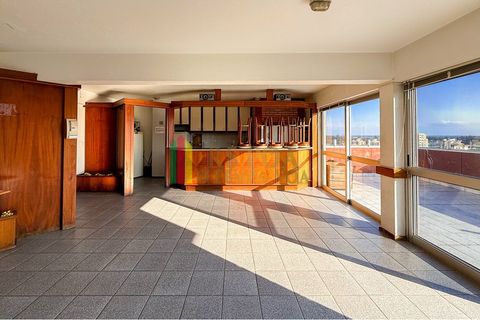 Foto Sala / Conjunto Comercial