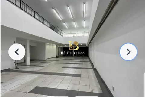 Foto Edifício Inteiro