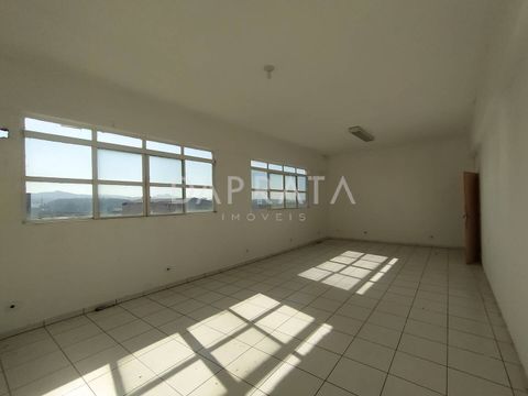 Foto Edifício Inteiro