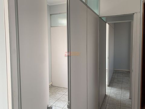 Foto Sala / Conjunto Comercial