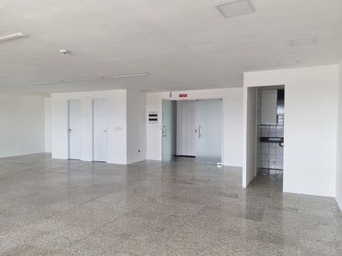 Foto Sala / Conjunto Comercial