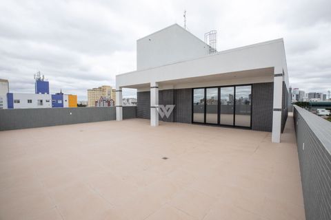 Foto Sala / Conjunto Comercial