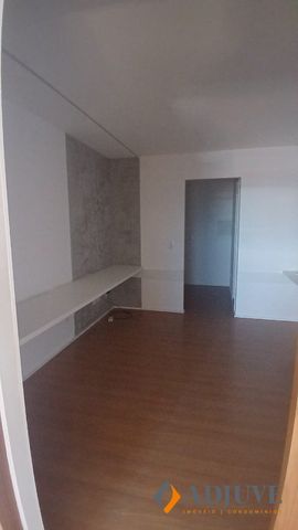 Foto Sala / Conjunto Comercial