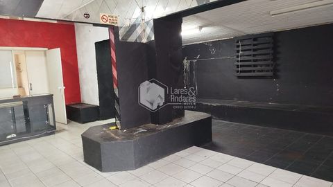 Foto Edifício Inteiro