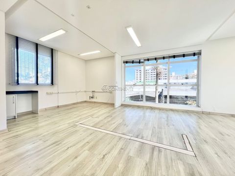 Foto Sala / Conjunto Comercial