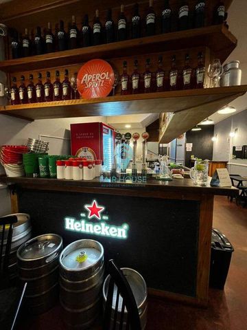 Foto Sala / Conjunto Comercial