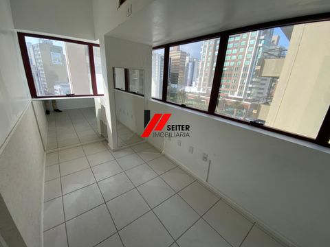 Foto Sala / Conjunto Comercial