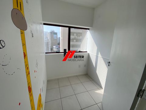 Foto Sala / Conjunto Comercial