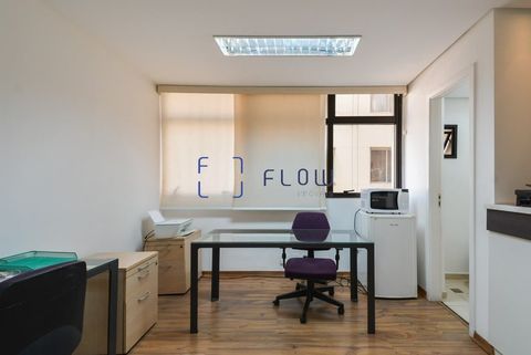 Foto Sala / Conjunto Comercial