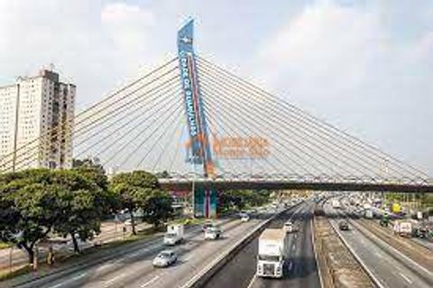 Foto Edifício Inteiro