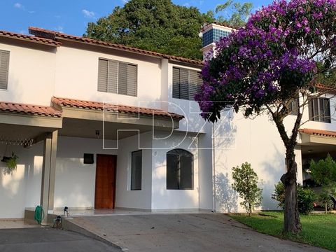 Foto Casa em Condomínio