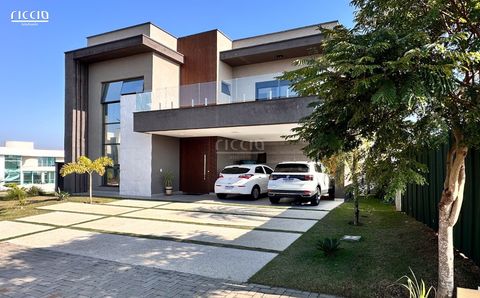 Foto Casa em Condomínio