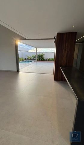 Foto Casa em Condomínio