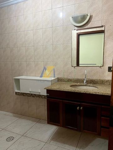 Foto Edifício Inteiro