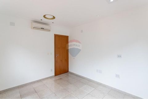 Foto Sala / Conjunto Comercial