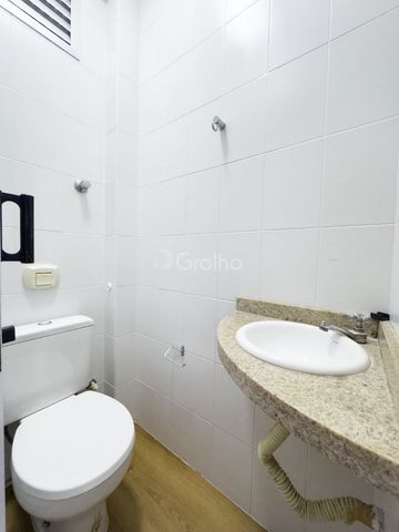 Foto Sala / Conjunto Comercial