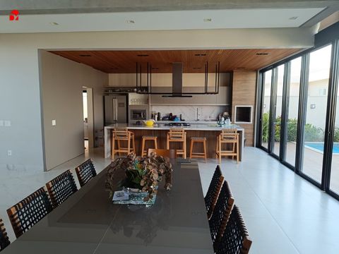Foto Casa em Condomínio