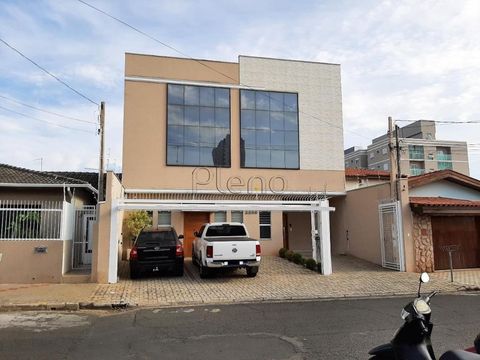 Foto Edifício Inteiro