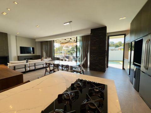 Foto Casa em Condomínio