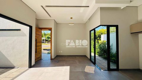 Foto Casa em Condomínio